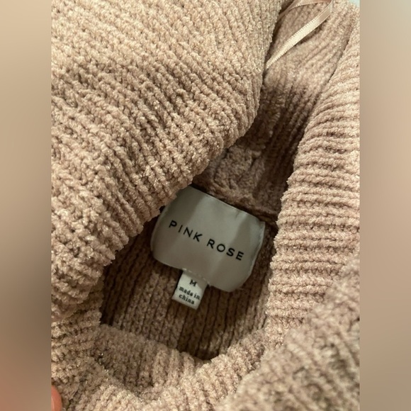 Pink Rose Size M Mauve Cowl Neck Long Sleeve Cropped Soft Chenille Knit Sweater - Picture 9 of 12